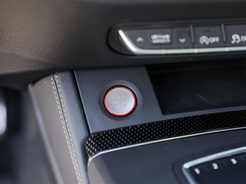 Used 2020 Audi SQ5 Premium Plus image 20