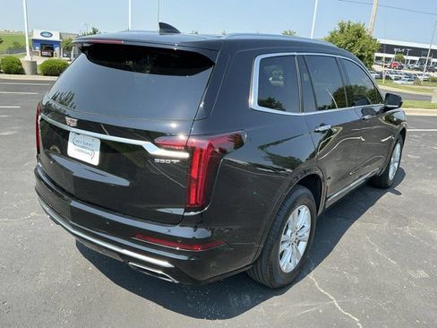 Used 2024 Cadillac XT6 Luxury w/ LPO, Floor Liner Package AWD/4WD image 4