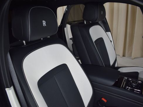 Certified 2024 Rolls-Royce Ghost image 25
