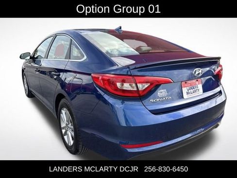 Used 2017 Hyundai Sonata SE image 4
