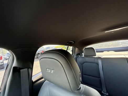 Certified 2024 Buick Envista Sport Touring w/ Convenience I Package FWD image 10