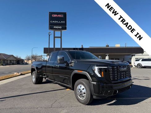 Used 2025 GMC Sierra 3500 Denali Ultimate image 1