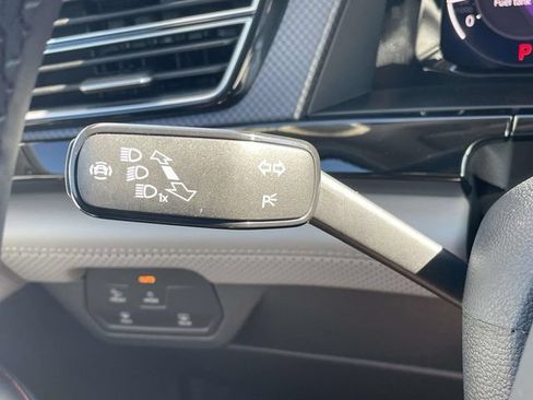 Certified 2026 Volkswagen Atlas Peak Edition AWD/4WD image 25