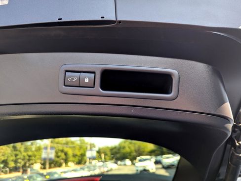 Used 2020 Lexus UX 250h w/ Premium Package image 40