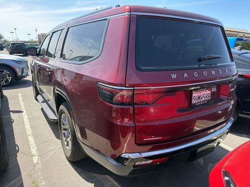 Used 2023 Jeep Wagoneer L 4WD w/ HD Trailer Tow Package image 5