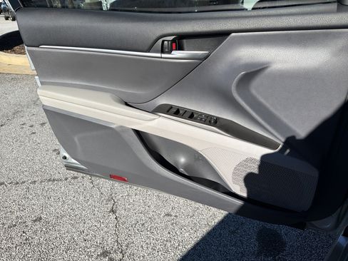 Used 2023 Toyota Camry LE image 12