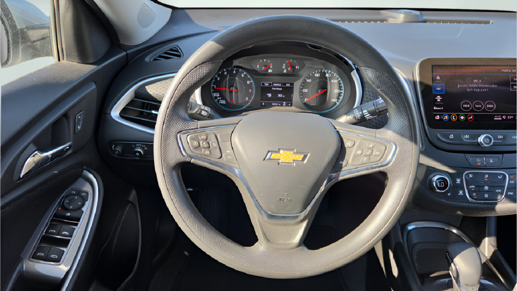 Used 2023 Chevrolet Malibu LT FWD image 27