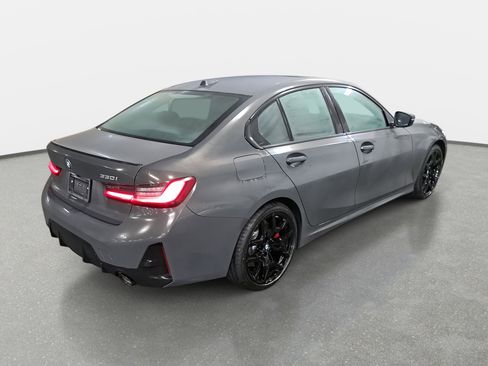 New 2026 BMW 330i Sedan w/ M Sport Package image 5