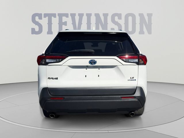 Certified 2024 Toyota RAV4 LE AWD/4WD image 4