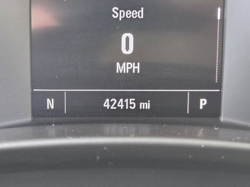 Used 2019 Chevrolet Equinox LS FWD image 22