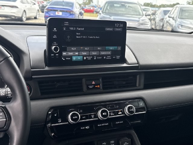 Used 2025 Honda Pilot EX-L image 28