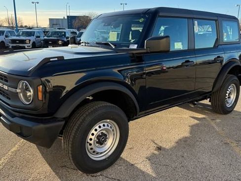 New 2025 Ford Bronco 4-Door AWD/4WD image 3