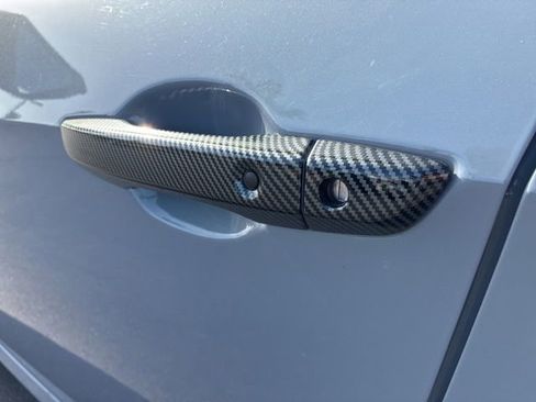 Used 2019 Honda Civic EX image 3