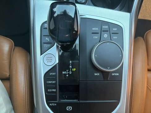 Used 2021 BMW 330i Sedan w/ Convenience Package RWD image 14
