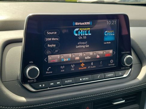 Used 2024 Nissan Rogue SV FWD image 24