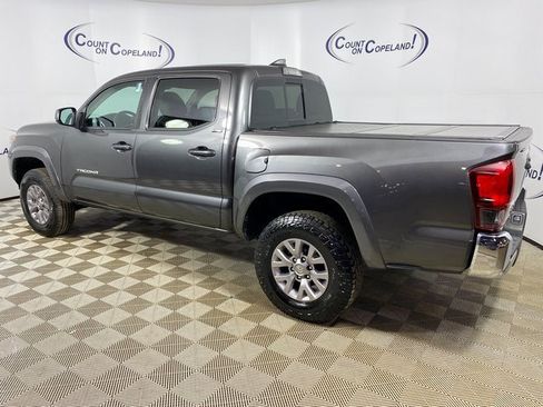 Used 2018 Toyota Tacoma SR5 image 4