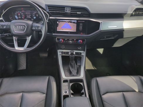 Used 2024 Audi Q3 2.0T Premium image 20