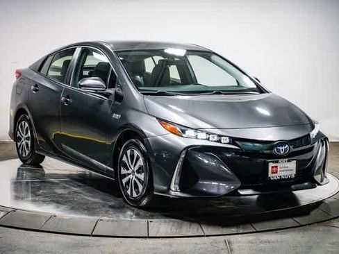 Certified 2022 Toyota Prius Prime XLE image 5