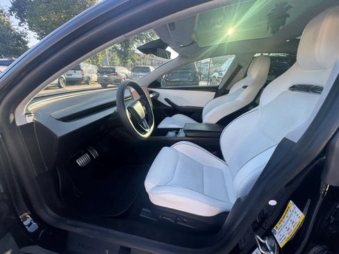 Used 2024 Tesla Model 3 Performance AWD/4WD image 2