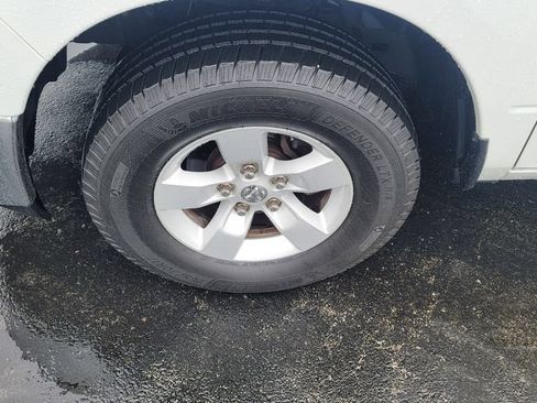 Used 2021 RAM 1500 Classic SLT AWD/4WD image 6