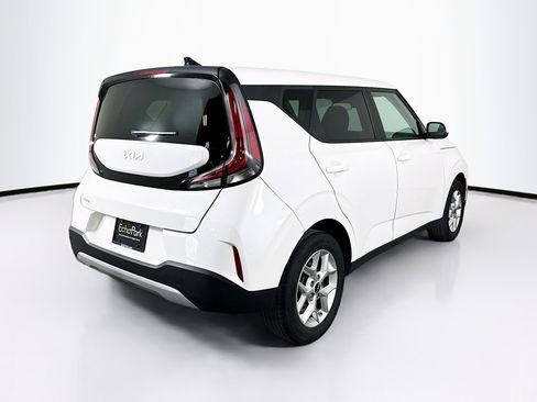 Used 2025 Kia Soul LX w/ LX Technology Package image 9