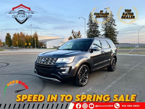Used 2017 Ford Explorer XLT AWD/4WD image 1