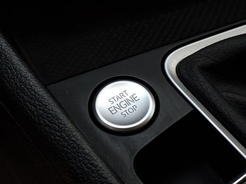 Certified 2024 Volkswagen Jetta SEL FWD image 32