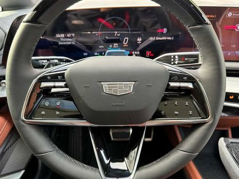 New 2026 Cadillac Optiq Sport 2 image 23