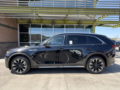 Used 2024 MAZDA CX-90 Plug-In Hybrid w/ Premium Pkg image 7