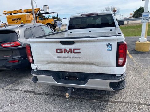 Used 2021 GMC Sierra 1500 4x4 Double Cab w/ Sierra Value Package image 8