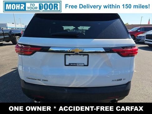 Used 2023 Chevrolet Traverse LT image 12