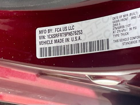 Used 2023 RAM 1500 Laramie AWD/4WD image 32