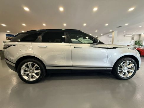 Used 2019 Land Rover Range Rover Velar S AWD/4WD image 8