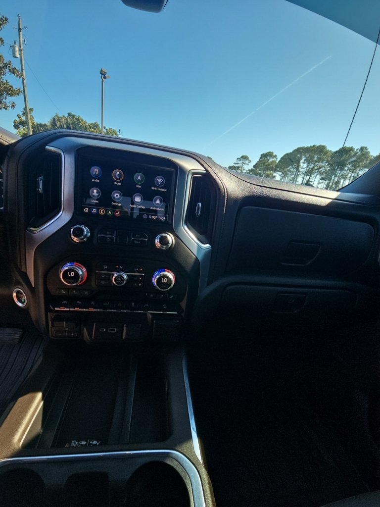 Used 2020 GMC Sierra 1500 SLT w/ SLT Premium Plus Package AWD/4WD image 32