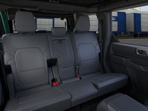 New 2025 Ford Bronco Outer Banks w/ Black Appearance Package image 11