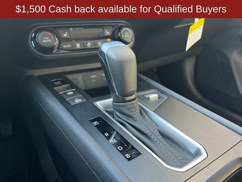 New 2026 Nissan Kicks SV w/ SV Premium Package image 31