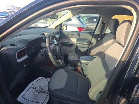 Used 2022 Ford Maverick XLT image 8