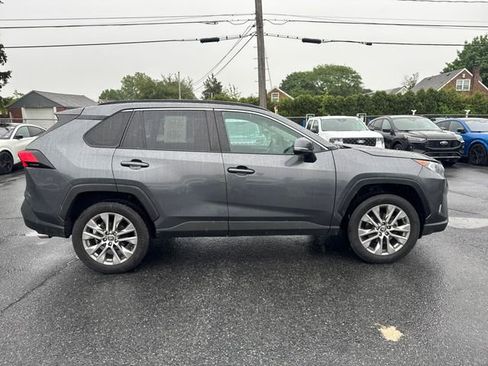 Used 2021 Toyota RAV4 XLE Premium AWD/4WD image 6