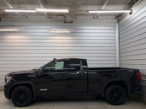 Used 2022 GMC Sierra 1500 Elevation AWD/4WD image 8