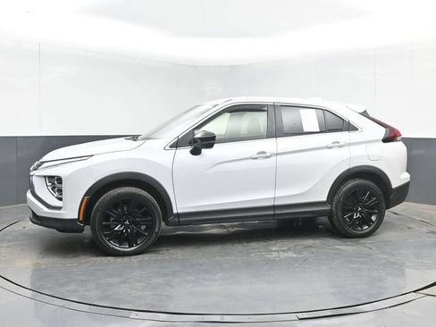Used 2023 Mitsubishi Eclipse Cross LE AWD/4WD image 6
