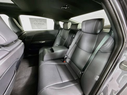 New 2026 Lexus ES 350h AWD w/ Convenience Package image 22