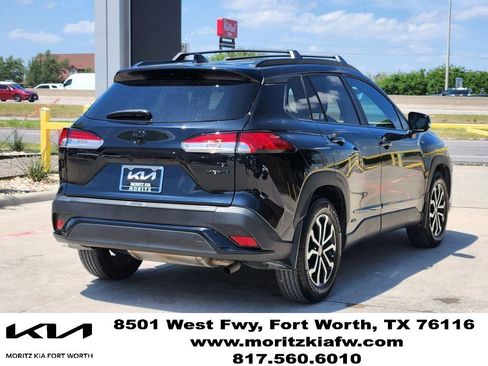 Used 2024 Toyota Corolla Cross AWD Hybrid image 4