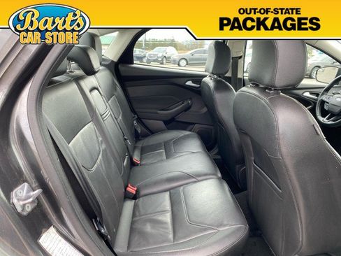 Used 2016 Ford Focus SE w/ Equipment Group 201A FWD image 10