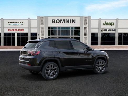 New 2026 Jeep Compass Latitude AWD/4WD image 4