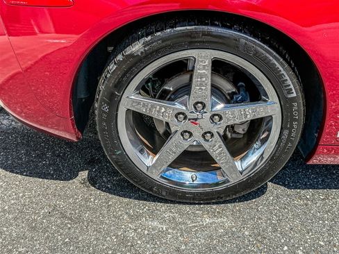 Used 2008 Chevrolet Corvette Convertible w/ Preferred Equipment Group RWD image 40