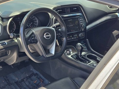 Used 2023 Nissan Maxima SV w/ Floor Mat Group FWD image 30