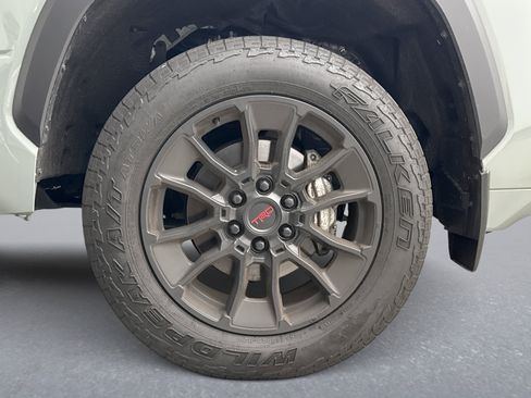 Used 2024 Toyota Tundra Limited w/ TRD Off-Road Package AWD/4WD image 13