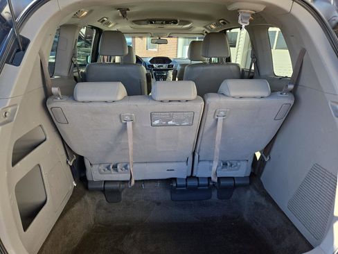 Used 2012 Honda Odyssey Touring Elite image 8