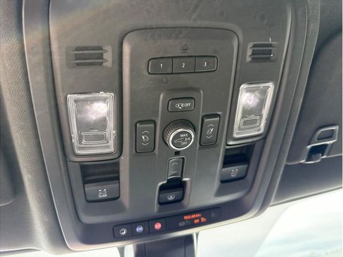 Used 2021 Chevrolet Tahoe High Country AWD/4WD image 28