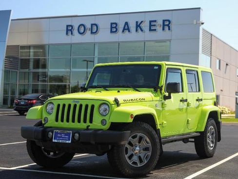 Used 2017 Jeep Wrangler Unlimited Rubicon w/ Cold Weather Group AWD/4WD image 1